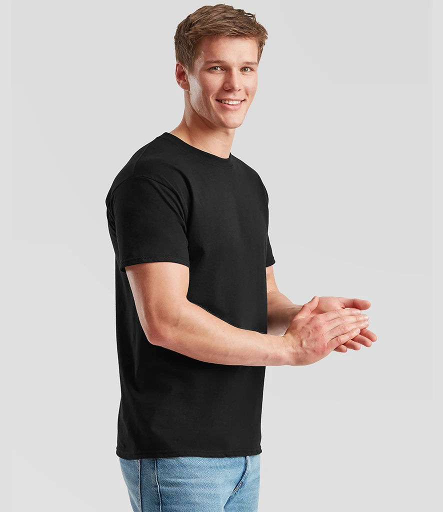 Fruit of the Loom Iconic 195 T-Shirt in Black, worn